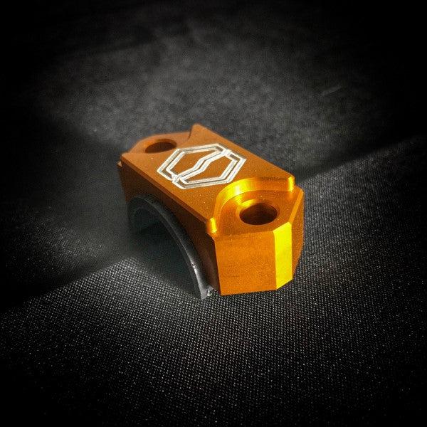 Attache Rotative de réservoir à frein