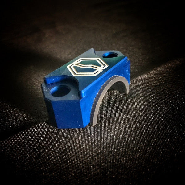 Attache Rotative de réservoir à frein