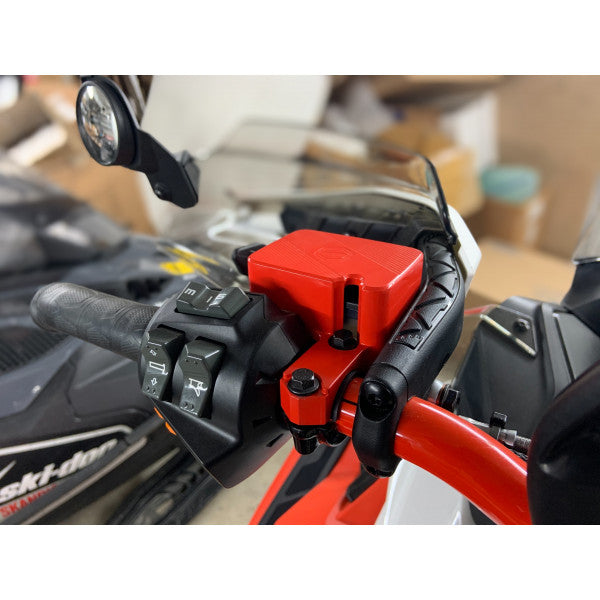 Ski-doo - Protecteur de réservoir d'huile à frein