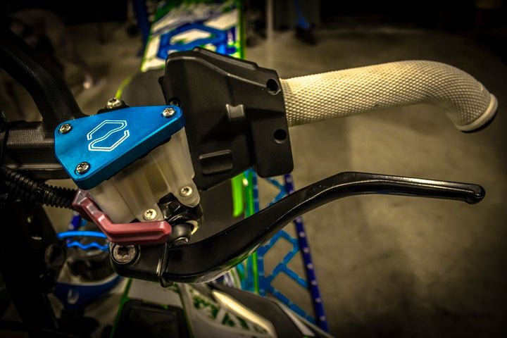 Protection de couvercle de frein