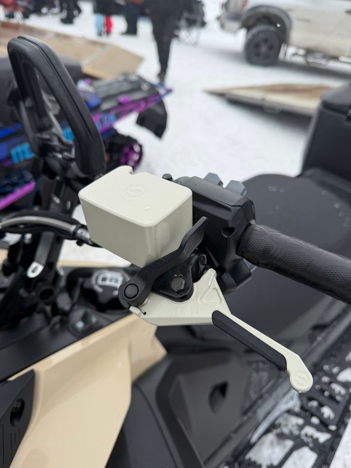 Ski-doo - Brake reservoir protector